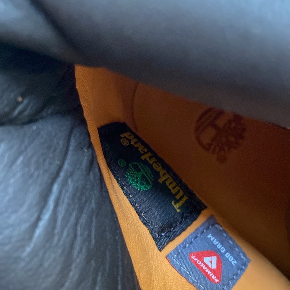 Women Timberland waterproof boots. Size 7.5 - Picture 3 of 5